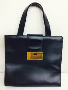 photo1