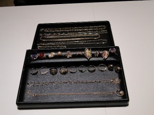 s-貴金属　いっぱいのお買取～♪